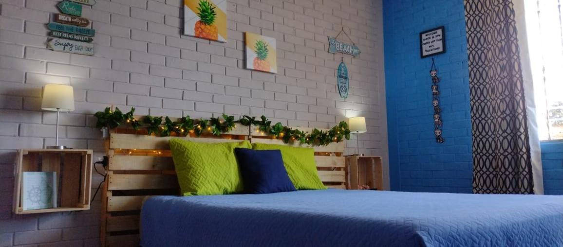 Hostal De Lucca Guatemala City Exterior photo