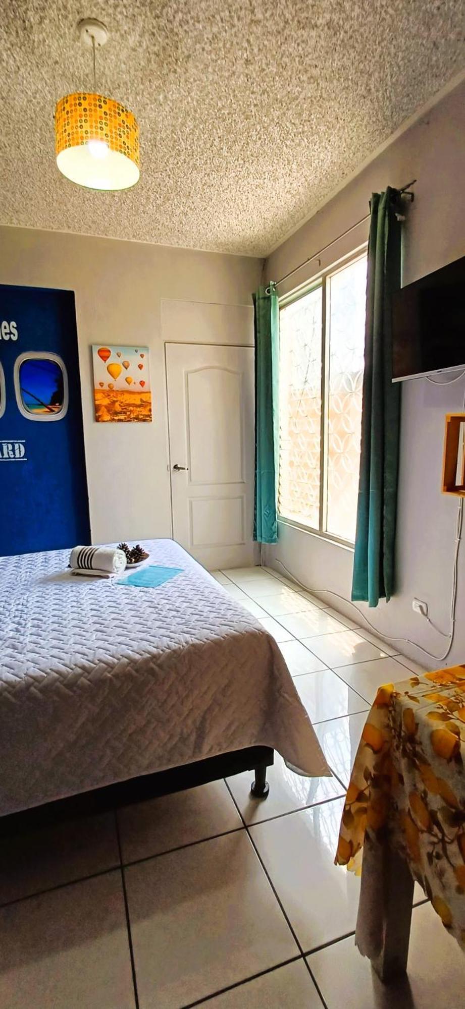 Hostal De Lucca Guatemala City Exterior photo